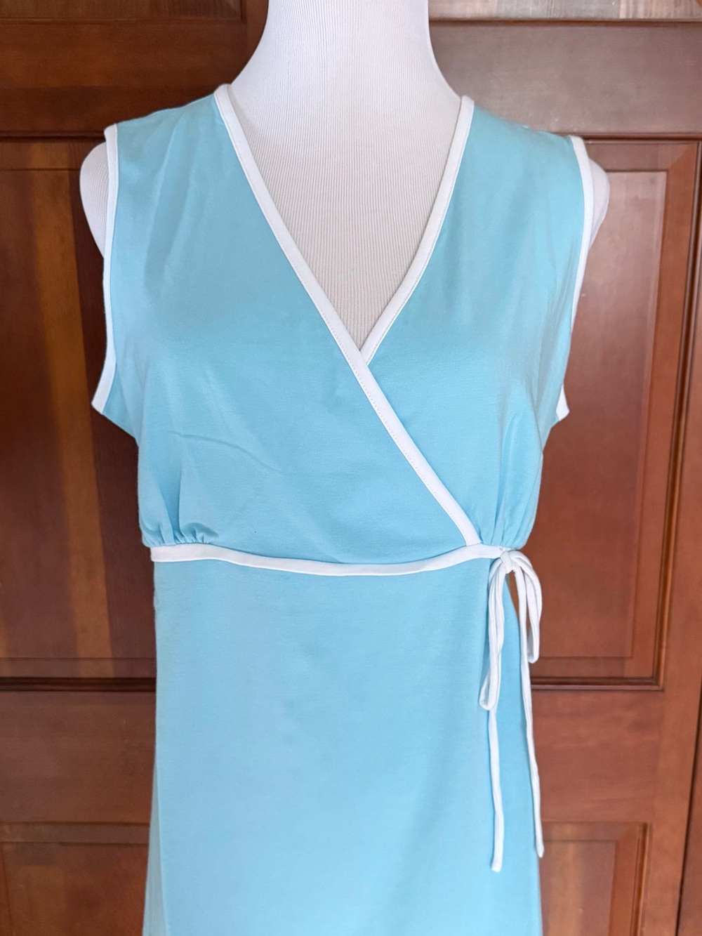 Size Large Light Blue Faux Wrap-Style Sleeveless Tunic with White Trim